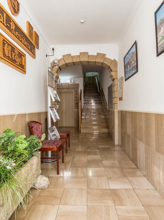 Hostal Urgell بالاغوار المظهر الخارجي الصورة