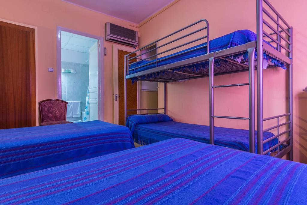 Hostal Urgell بالاغوار المظهر الخارجي الصورة