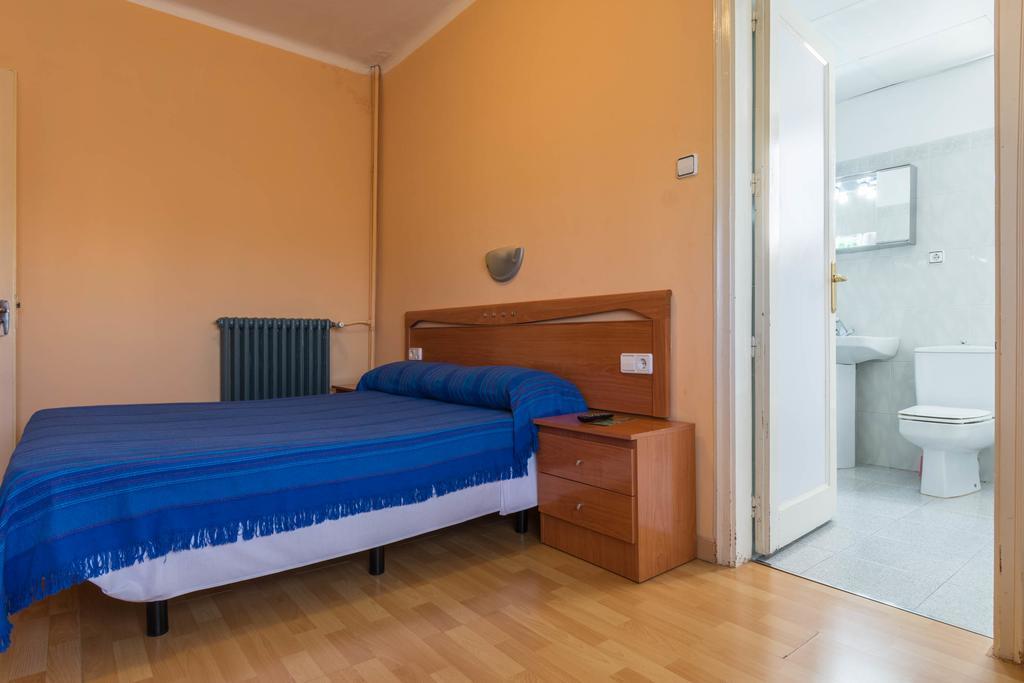 Hostal Urgell بالاغوار المظهر الخارجي الصورة